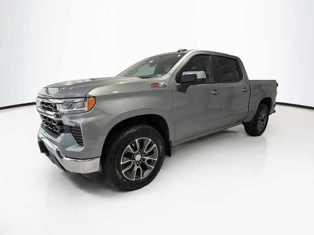 Certified 2024 Chevrolet Silverado 1500 LT w/ Z71 Off-Road Package AWD/4WD image 3