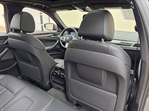 Used 2023 BMW 540i w/ M Sport Package RWD image 40