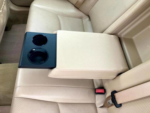 Used 2002 Mercedes-Benz C 240 Sedan image 21