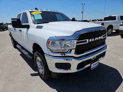 Used 2023 RAM 2500 Tradesman AWD/4WD image 11