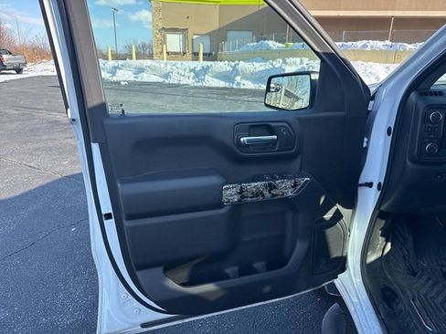 Used 2021 Chevrolet Silverado 1500 Custom Trail Boss w/ Realtree Special Edition image 17