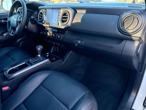 Certified 2023 Toyota Tacoma TRD Sport image 11