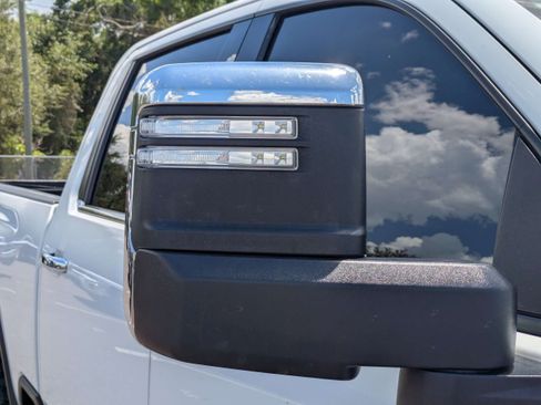 Used 2023 Chevrolet Silverado 2500 LTZ AWD/4WD image 12
