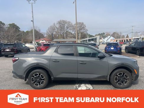 Used 2022 Hyundai Santa Cruz SEL Premium w/ Launch Package image 3