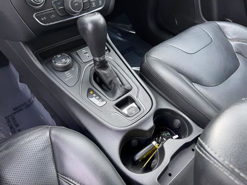 Used 2021 Jeep Cherokee Latitude Lux w/ Trailer Tow Group image 30