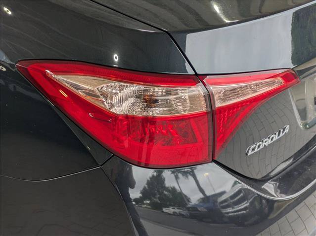 Used 2017 Toyota Corolla LE FWD image 13