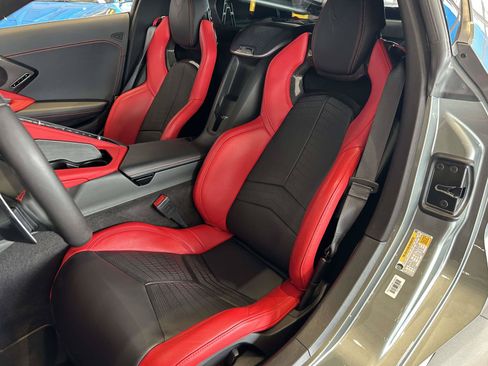 Used 2023 Chevrolet Corvette Stingray Preferred Cpe w/ Z51 Performance Package RWD image 18