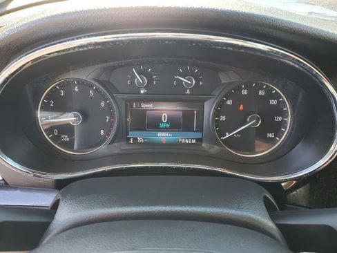 Used 2020 Buick Encore Preferred FWD image 11