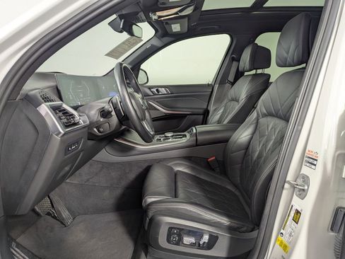 Used 2024 BMW X5 sDrive40i image 4
