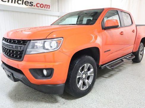 Used 2019 Chevrolet Colorado Z71 image 2