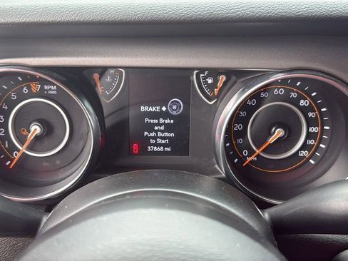 Used 2022 Jeep Gladiator Sport AWD/4WD image 6