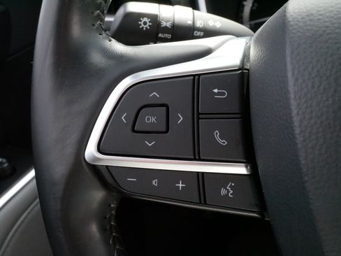 Certified 2021 Toyota Highlander XLE FWD image 27