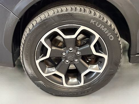Used 2015 Subaru Crosstrek 2.0i Premium AWD/4WD image 28