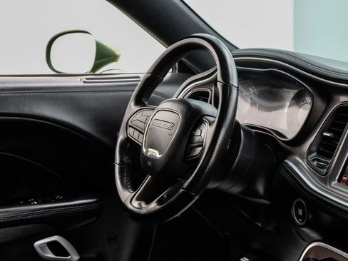 Used 2022 Dodge Challenger GT w/ Plus Package image 7