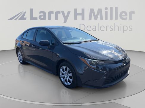 Used 2024 Toyota Corolla LE FWD image 7