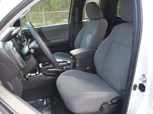 Used 2023 Toyota Tacoma SR RWD image 9