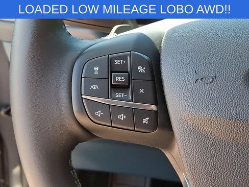 Used 2025 Ford Maverick Lobo AWD/4WD image 21
