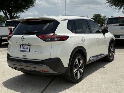 Used 2023 Nissan Rogue SL w/ SL Premium Package AWD/4WD image 5