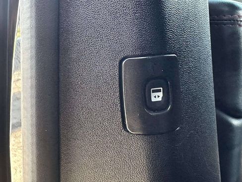 Used 2014 Dodge Grand Caravan R/T w/ Safety Sphere Group FWD image 31