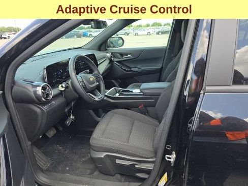 Used 2025 Chevrolet Equinox LT AWD/4WD image 8