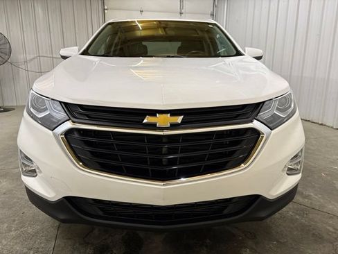 Used 2021 Chevrolet Equinox LT AWD/4WD image 2