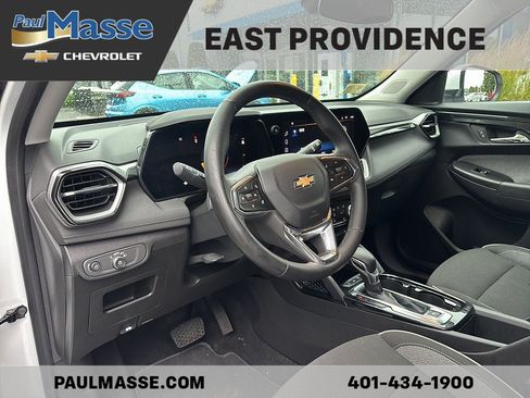 Certified 2024 Chevrolet TrailBlazer LT w/ LT Cold Weather Package FWD image 17