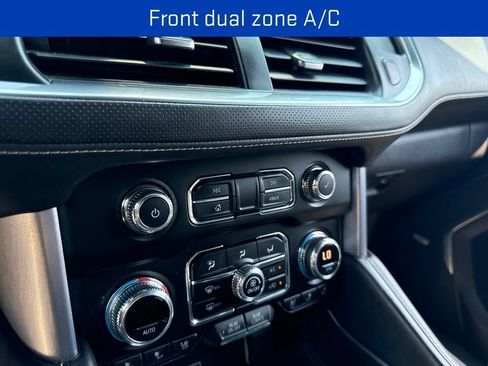Certified 2021 GMC Yukon SLT w/ SLT Luxury Plus Package AWD/4WD image 20