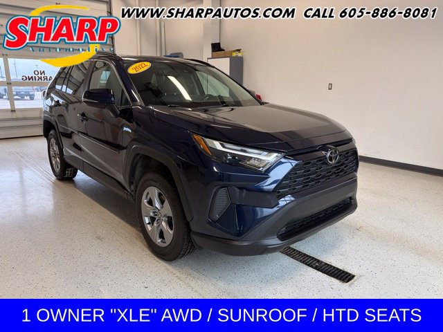 Used 2022 Toyota RAV4 XLE w/ Convenience Package AWD/4WD image 1