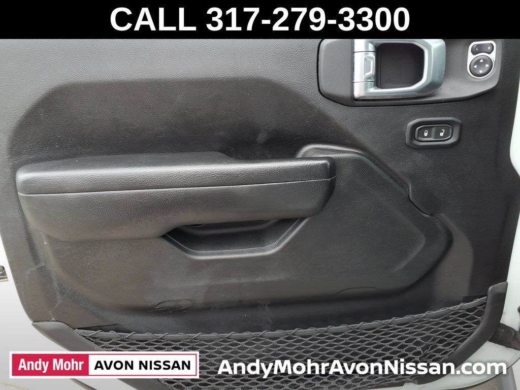 Used 2022 Jeep Gladiator Sport AWD/4WD image 13