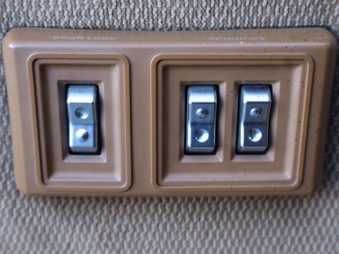 Used 1993 Dodge D/W Truck 350 image 23