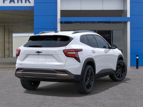 New 2026 Chevrolet Trax ACTIV image 4
