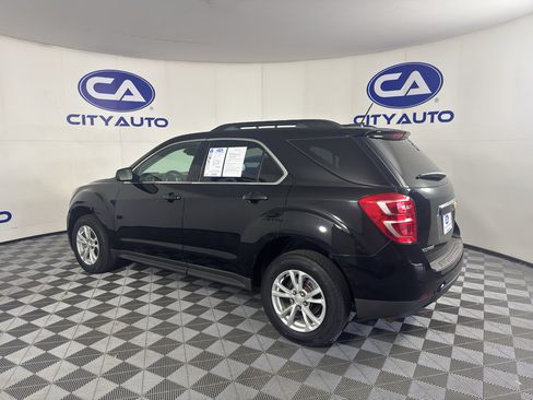 Used 2017 Chevrolet Equinox LT FWD image 5