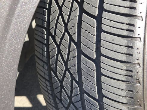 Used 2015 Dodge Challenger R/T Scat Pack w/ Leather Interior Group image 30