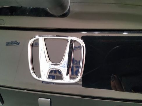 Used 2025 Honda Pilot Elite image 47