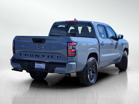Used 2026 Nissan Frontier SV w/ Tow Package RWD image 4
