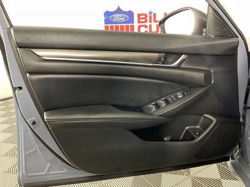 Used 2022 Honda Accord Sport image 12