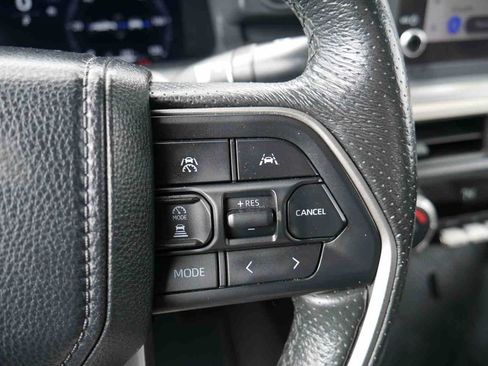 Used 2024 Toyota Tacoma TRD Off-Road image 31