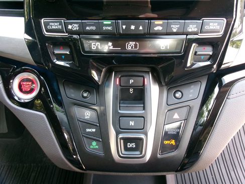 Used 2023 Honda Odyssey Touring image 44