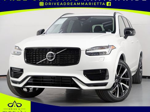 Used 2023 Volvo XC90 T8 Plus image 1