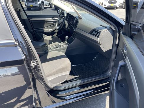 Used 2019 Volkswagen Jetta S w/ Driver Assistance Package FWD image 27