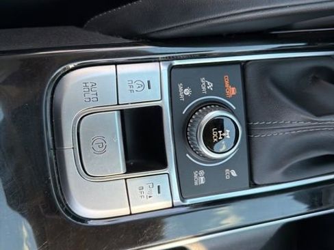 Used 2022 Kia Telluride EX w/ EX Premium Package image 40