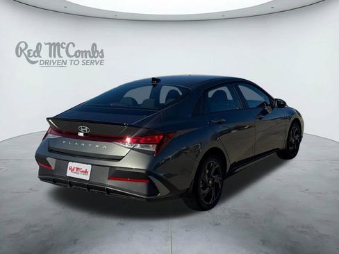New 2026 Hyundai Elantra SEL Sport Premium FWD image 5