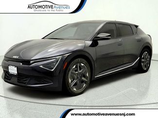 Used 2025 Kia EV6 Light RWD video 1