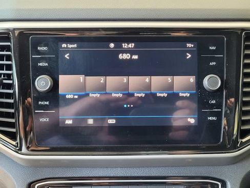Used 2020 Volkswagen Atlas Cross Sport SEL AWD/4WD image 20
