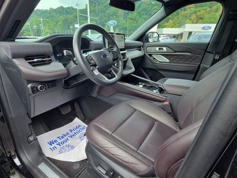 Used 2026 Ford Explorer Platinum w/ LUX Leather Package AWD/4WD image 28