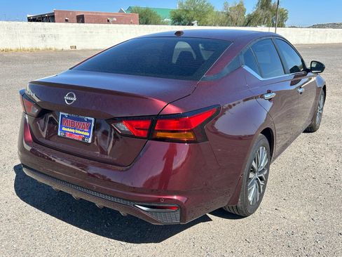 Used 2025 Nissan Altima 2.5 SV FWD image 5
