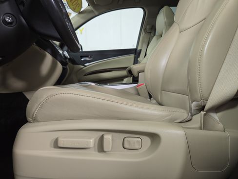 Used 2017 Acura MDX SH-AWD image 32