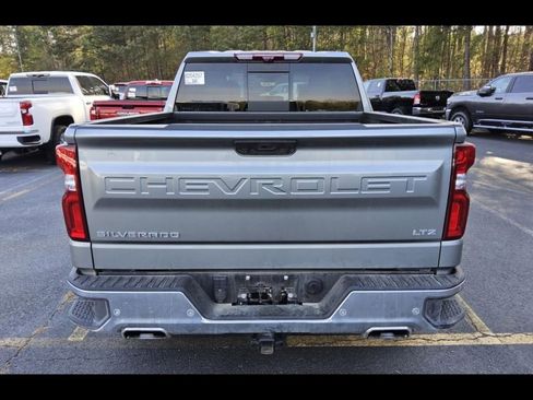 Used 2025 Chevrolet Silverado 1500 LTZ image 8
