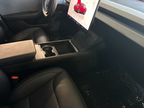Used 2025 Tesla Model 3 Long Range RWD image 16