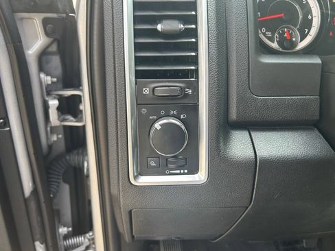 Used 2024 RAM 1500 Classic SLT RWD image 38